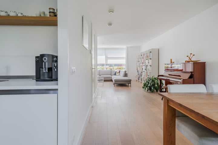 Foto 15 van Koninginnenpage 9