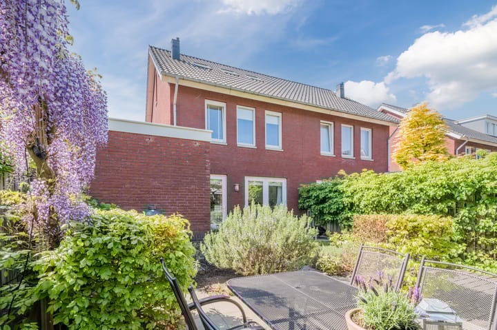 Foto 37 van Koninginnenpage 9