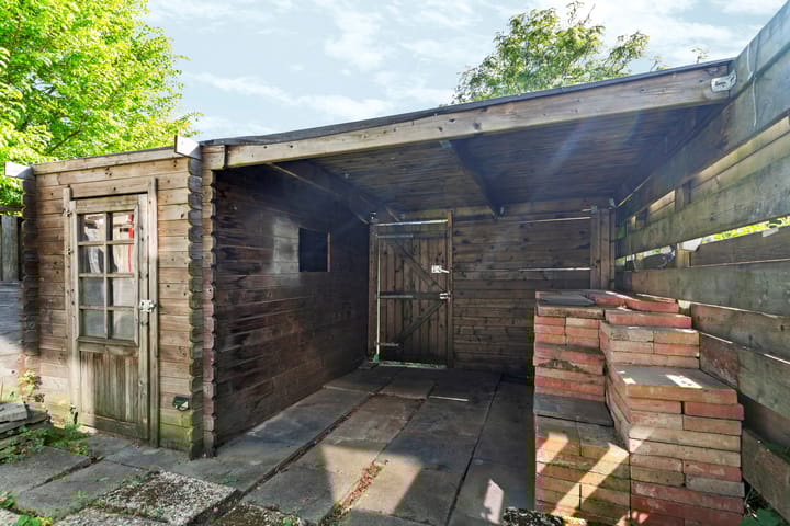 Foto 47 van Steile Bank 25