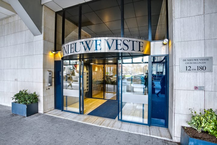 Foto 4 van Churchillplein 102