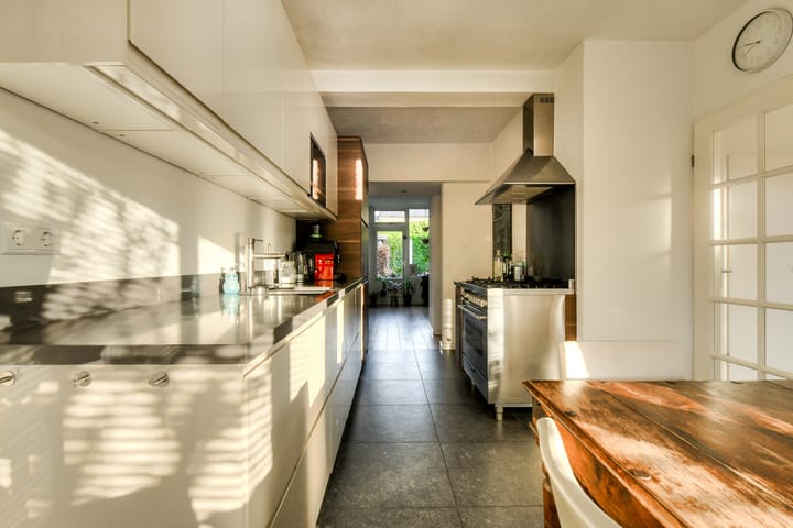 Foto 14 van Jan Tooropstraat 10