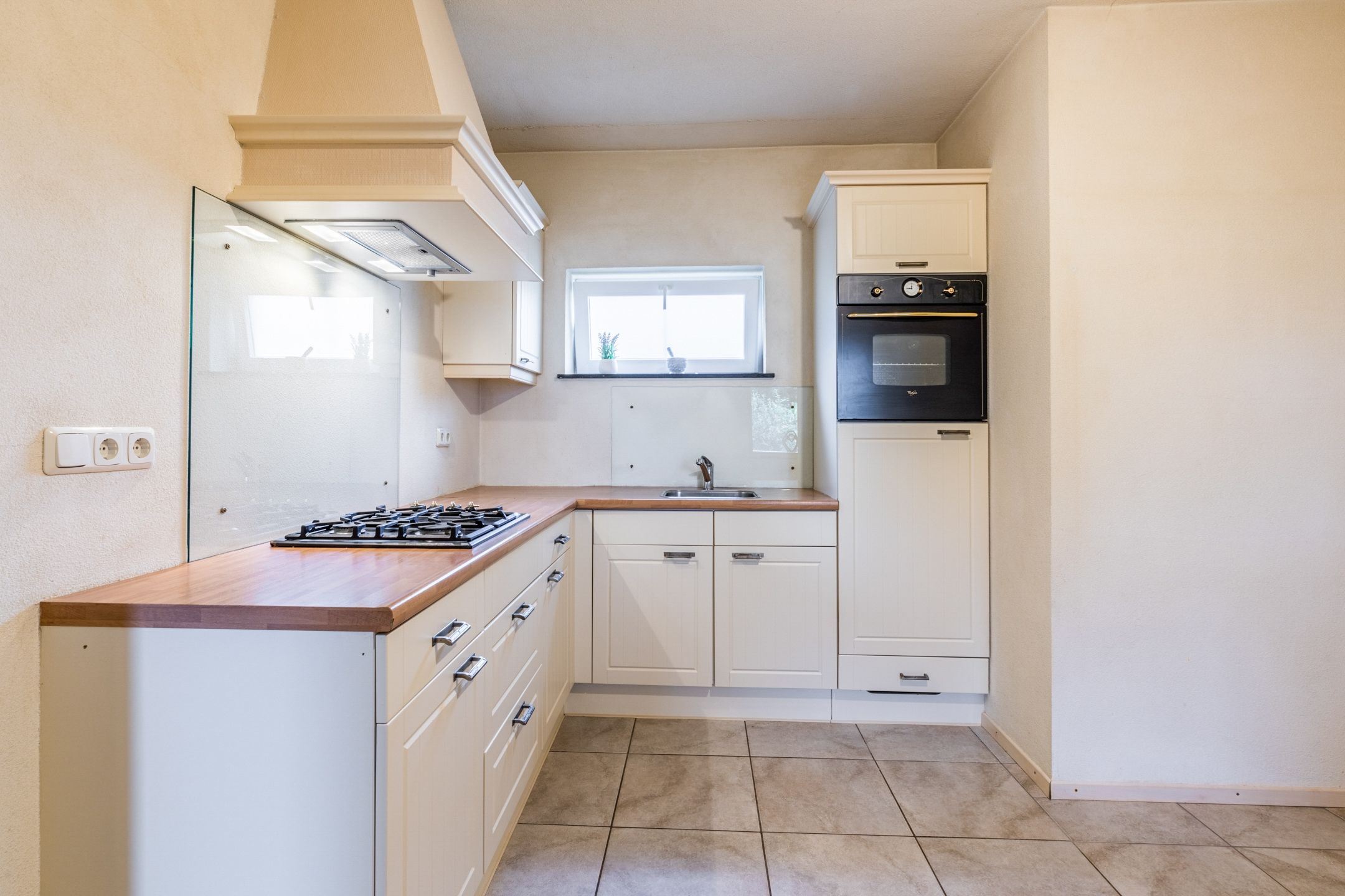 Foto 15 van Moeder Magdalenastraat 15