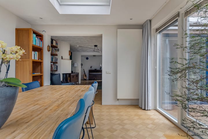 Foto 16 van Thebe 14