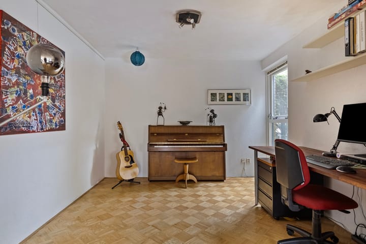 Foto 17 van Thebe 14