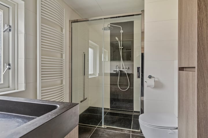 Foto 27 van Thebe 14