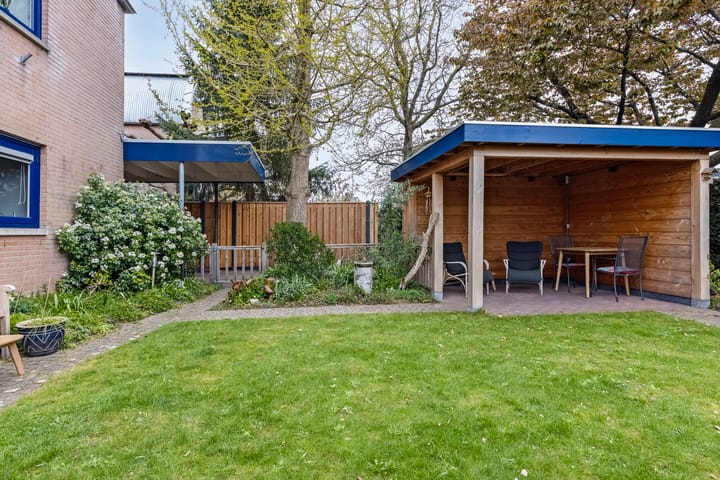 Foto 37 van Thebe 14