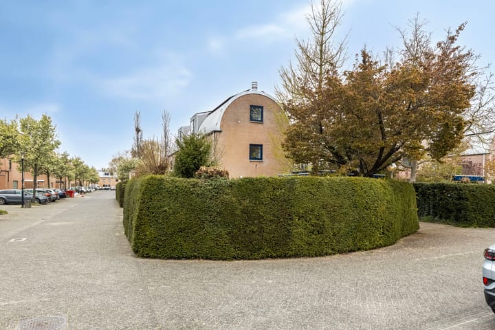 Foto 40 van Thebe 14