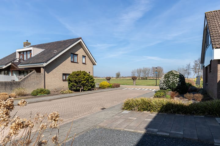 Photo 43 of Kattestaart 33