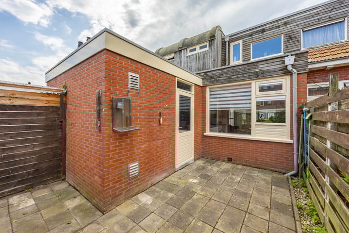 Foto 25 van Korenbloemstraat 8