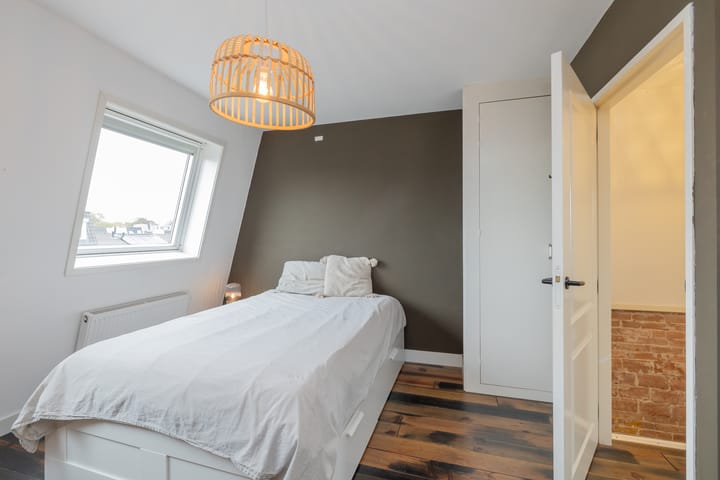 Photo 42 of Tugelastraat 49