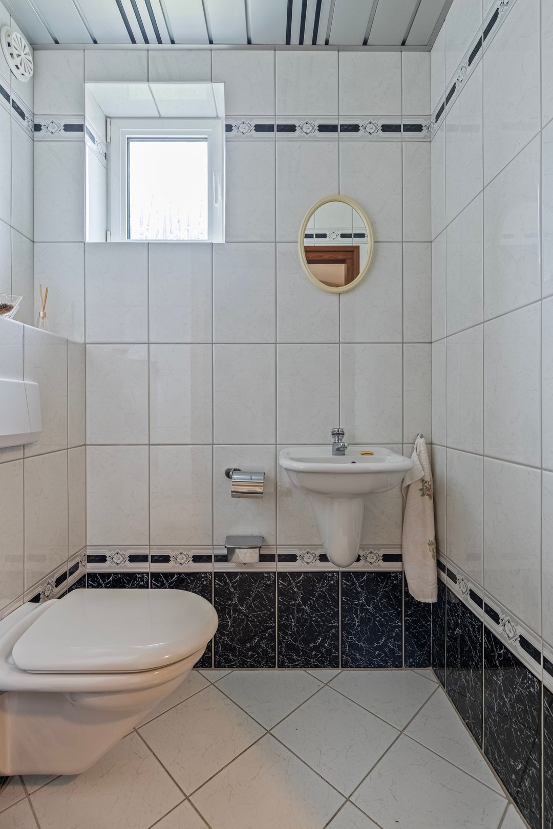 Photo 7 of Harrie Driessenstraat 7