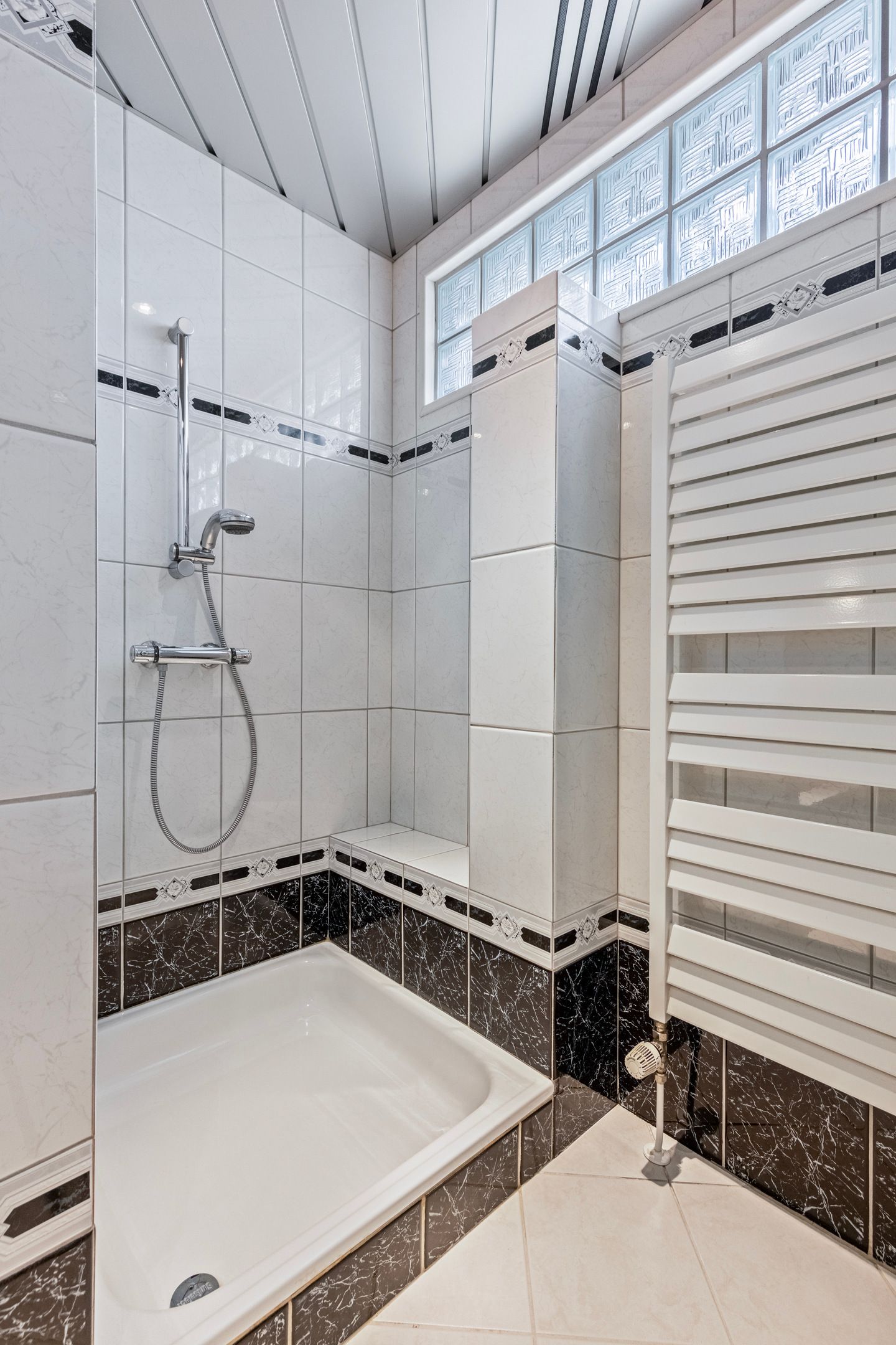 Photo 27 of Harrie Driessenstraat 7