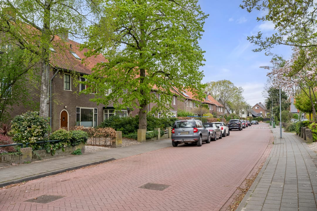 Photo 2 of Nassaulaan 22