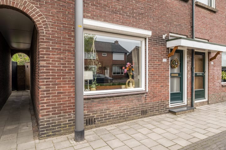 Foto 4 van Gronausestraat 213