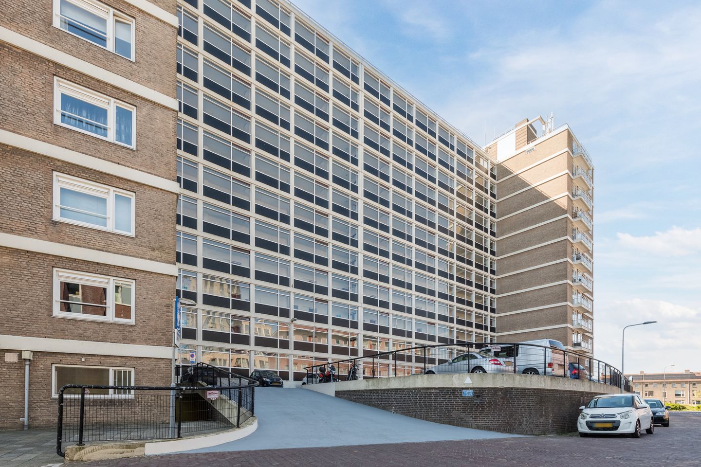 Foto 35 van Plantijnstraat 111