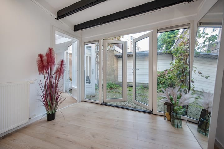 Foto 15 van Zuiderstraat 332