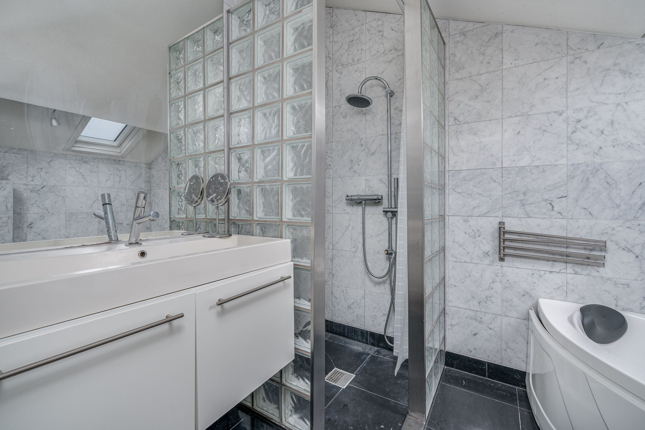 Foto 24 van Overwaard 14