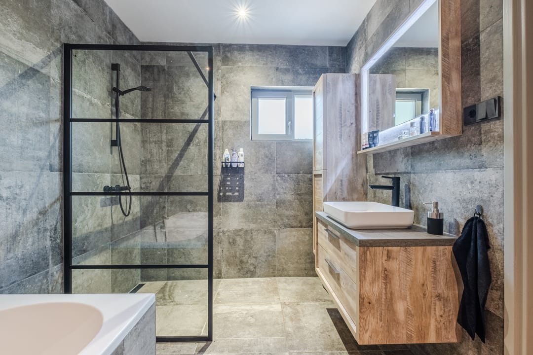 Photo 17 of Heuvelseweg 1-B