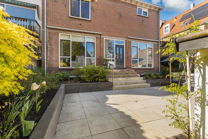 Photo 9 of Dorpsstraat 64