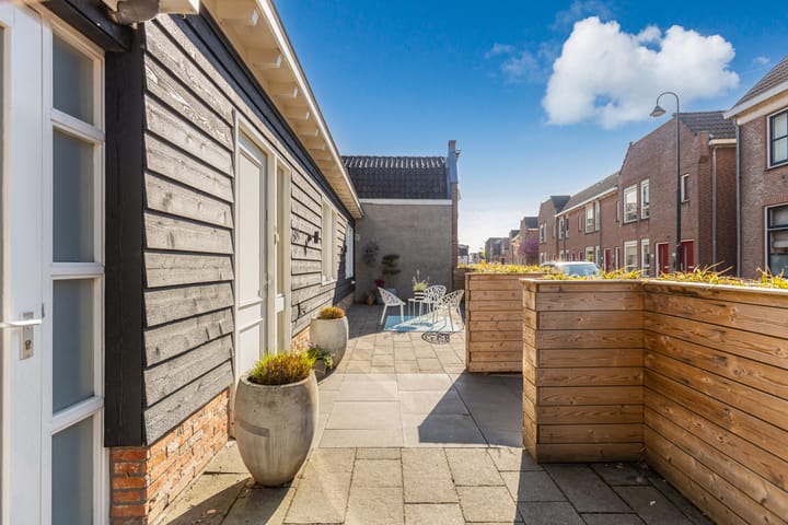 Photo 14 of Dorpsstraat 64