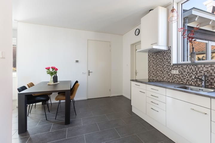 Photo 23 of Dorpsstraat 64