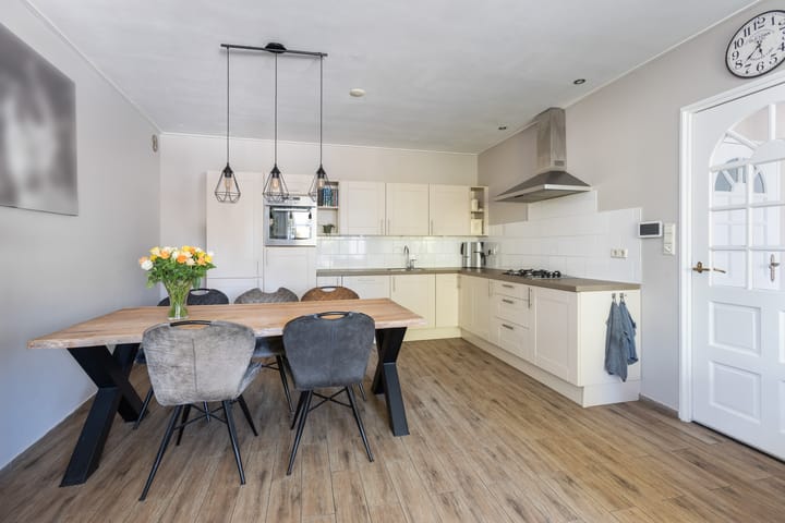 Photo 36 of Dorpsstraat 64