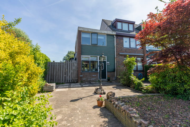 Photo 1 of Van Langendonckstraat 15