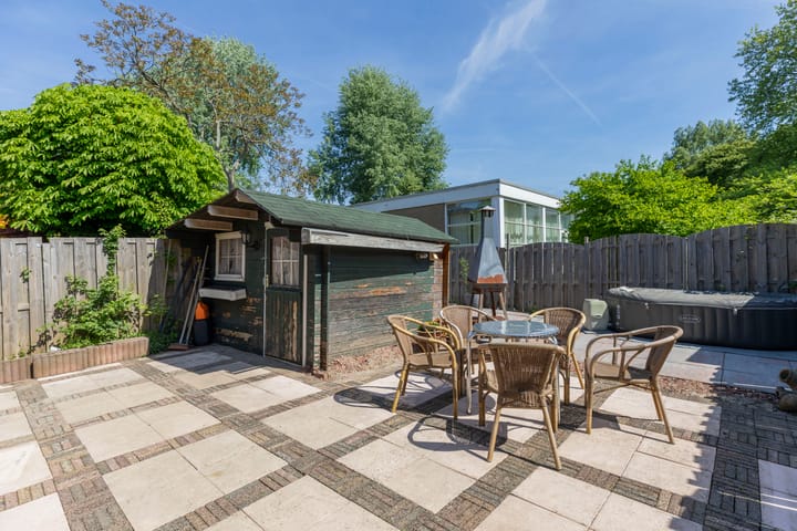 Photo 26 of Van Langendonckstraat 15