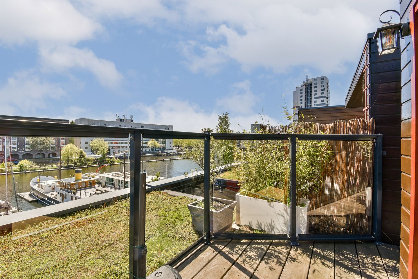 Foto 19 van Borneokade 111