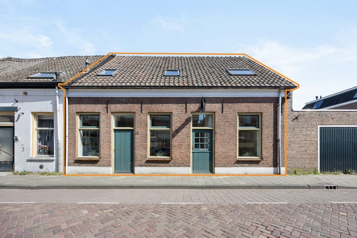 Stationsstraat 67