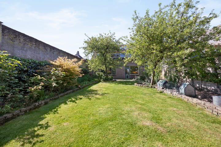 Foto 31 van Stationsstraat 67