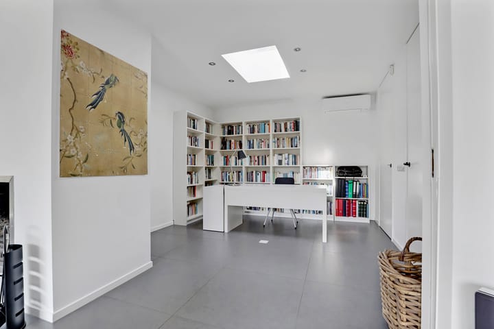 Photo 24 of Singravenlaan 16