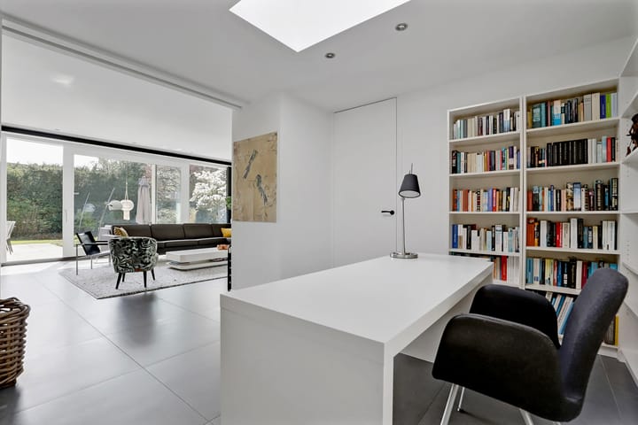 Photo 25 of Singravenlaan 16