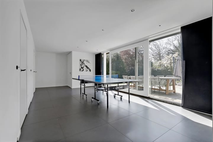 Photo 42 of Singravenlaan 16