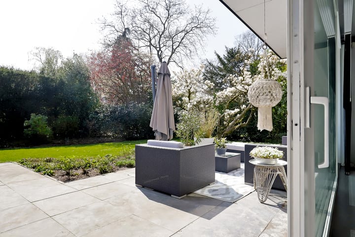 Photo 48 of Singravenlaan 16