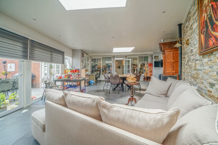 Photo 4 of Rucphensestraat 4