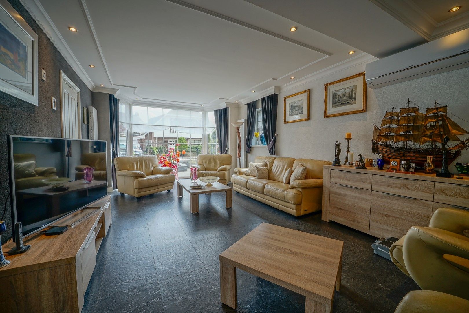 Foto 6 van Rucphensestraat 4