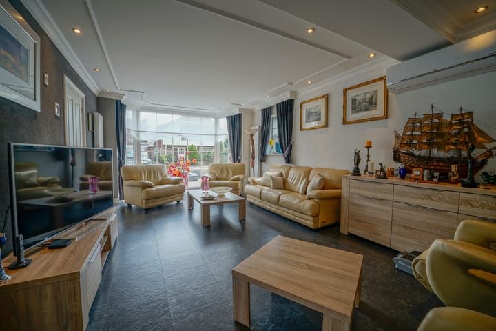 Foto 6 van Rucphensestraat 4