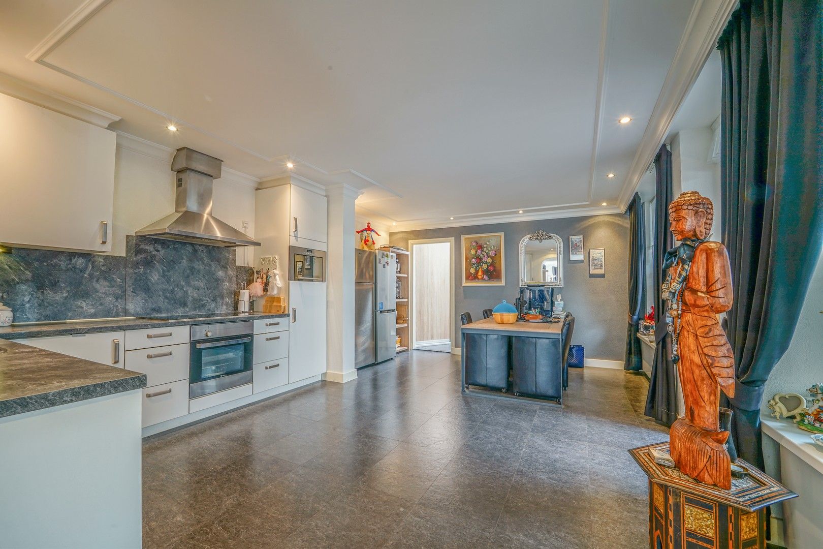 Foto 9 van Rucphensestraat 4