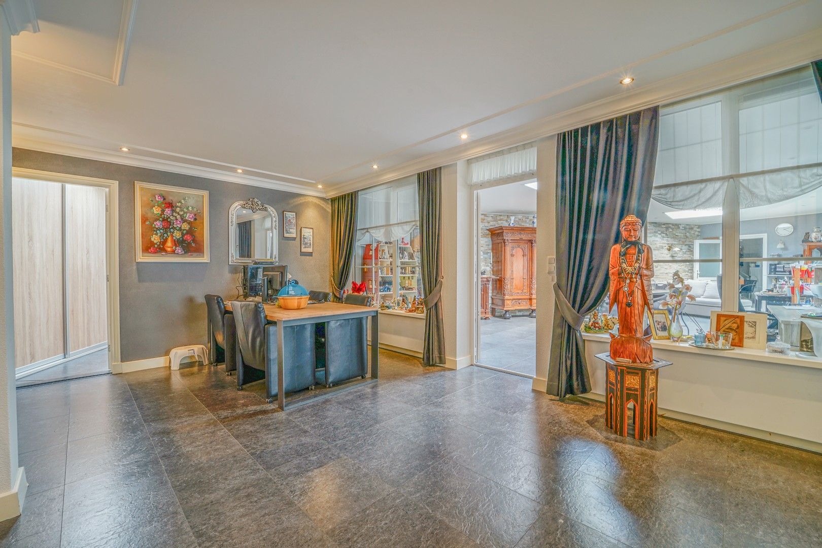 Foto 12 van Rucphensestraat 4