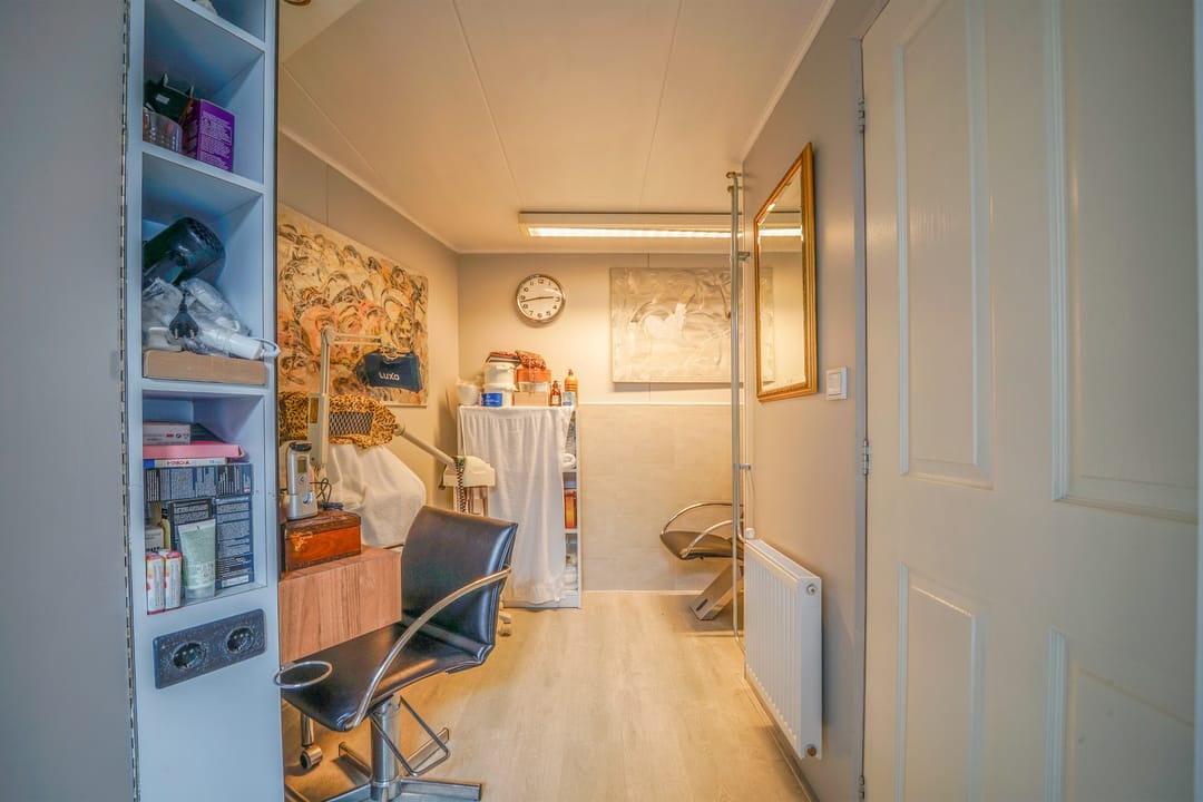 Foto 13 van Rucphensestraat 4