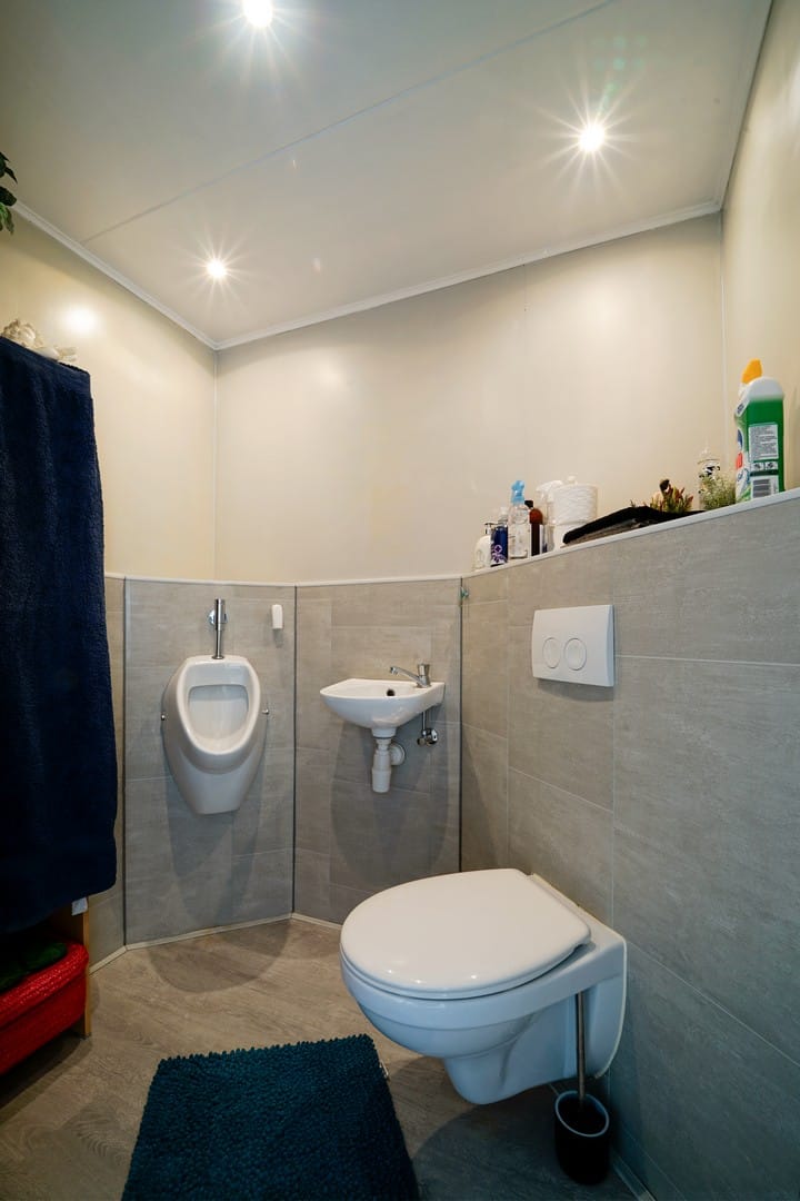 Foto 15 van Rucphensestraat 4