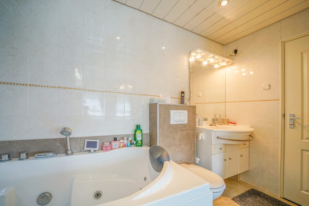 Foto 26 van Rucphensestraat 4