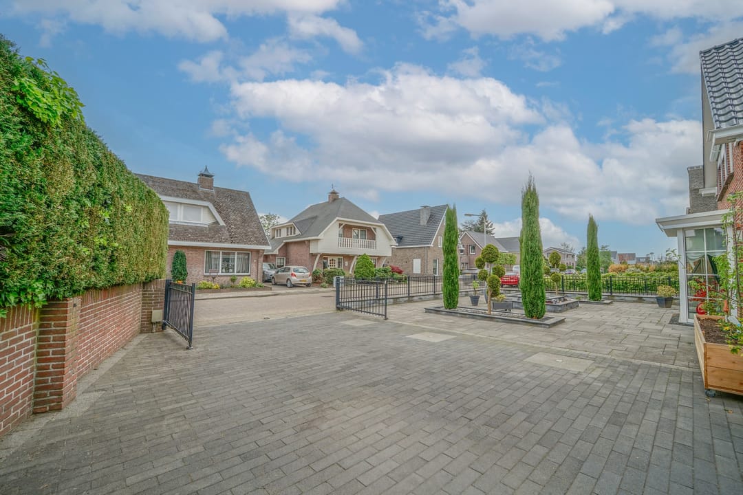 Foto 32 van Rucphensestraat 4