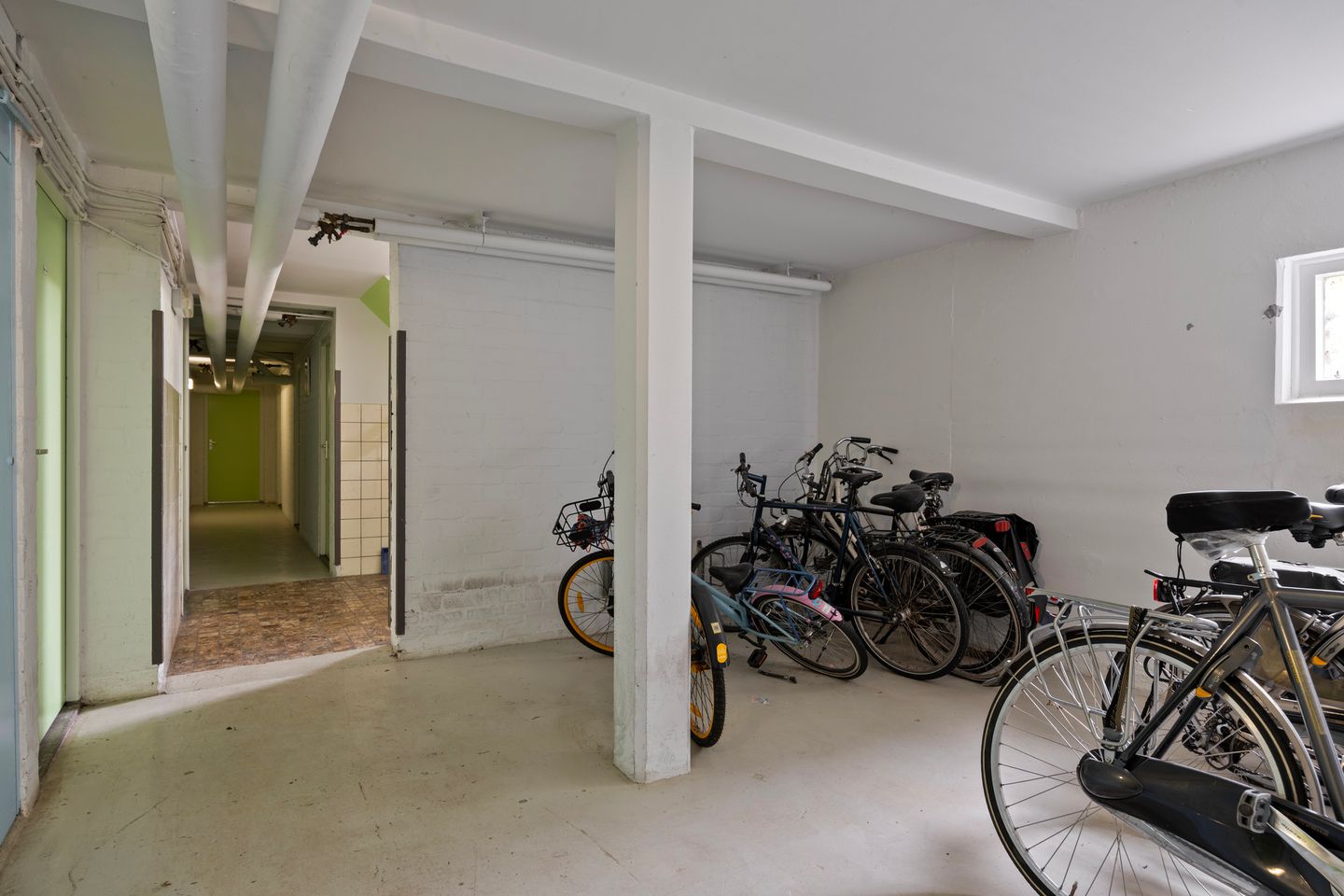 Photo 34 of Veldmaarschalk Montgomerylaan 871