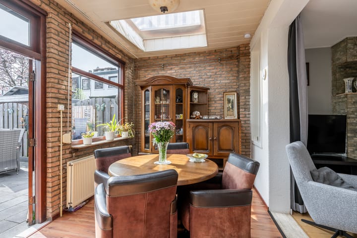 Foto 18 van Willem Beukelszoonstraat 48