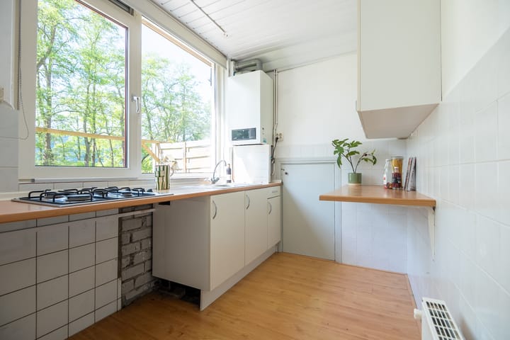 Photo 4 of Weverstraat 799