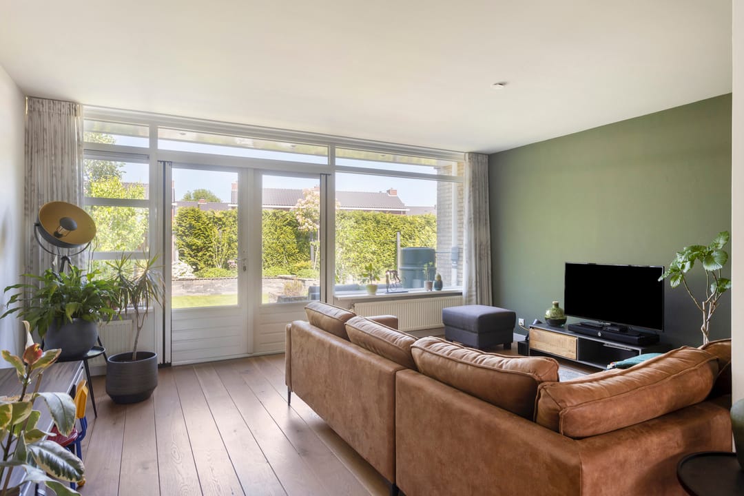 Foto 2 van Bloemenhof 4