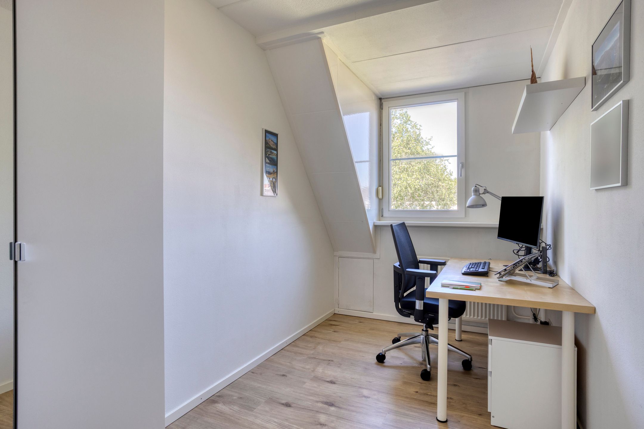 Foto 27 van Bloemenhof 4