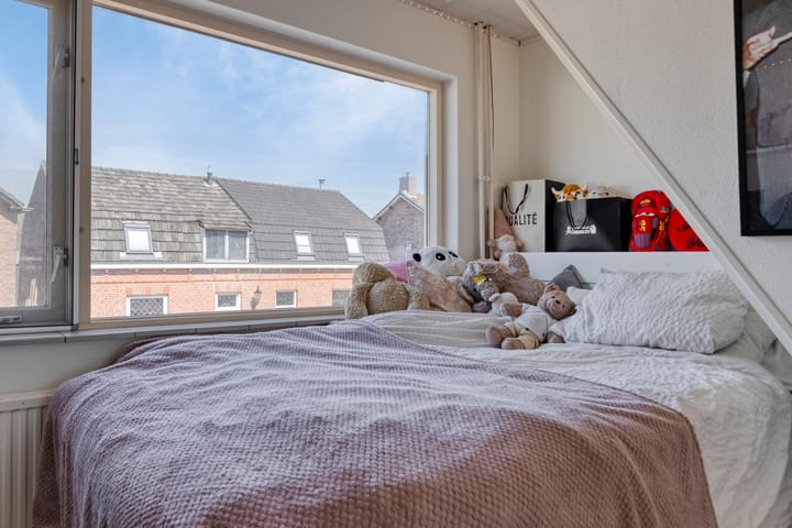 Foto 19 van Adelstraat 12-A